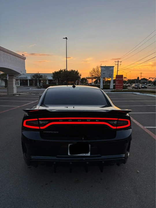2017 Dodge Charger 7th Gen - Image 4 of 6