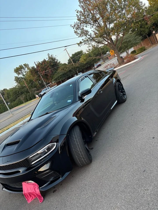 2017 Dodge Charger 7th Gen - Image 2 of 6