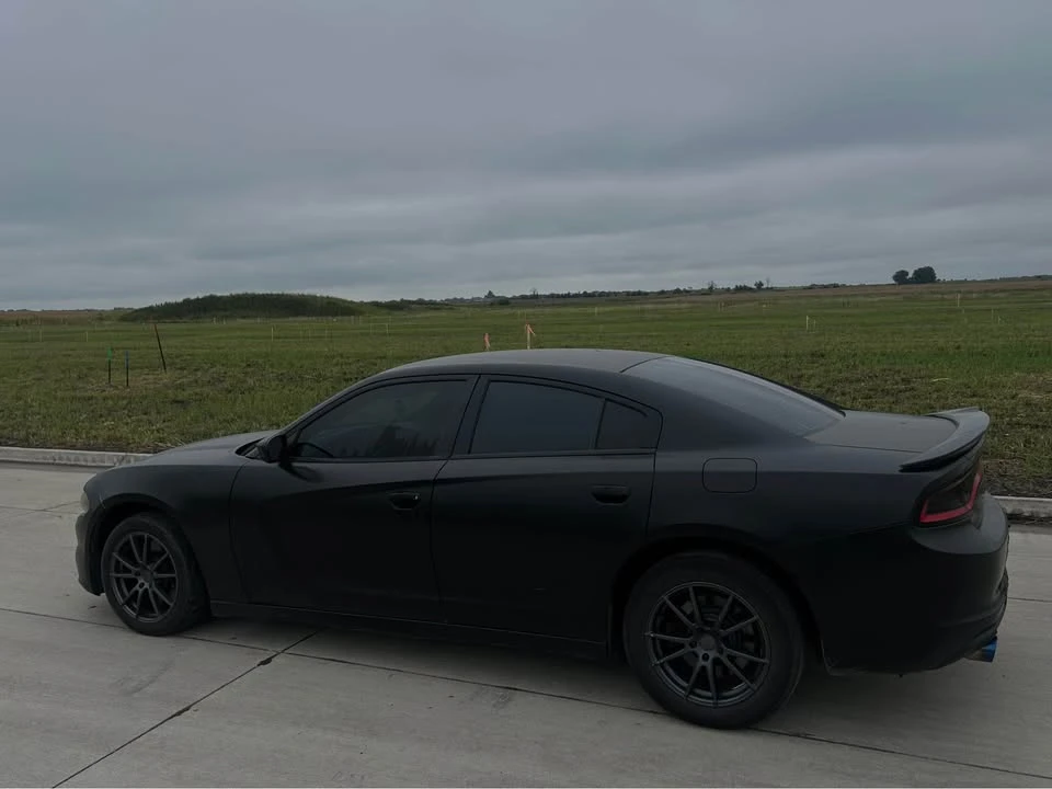 2017 Dodge Charger 7th Gen - Image 4 of 9