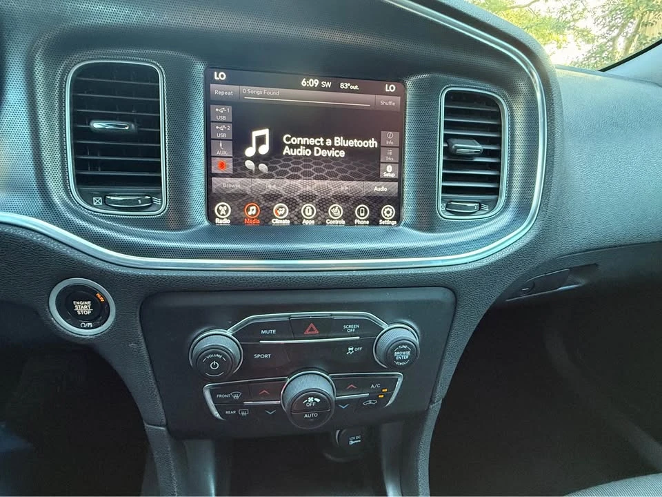 2017 Dodge Charger 7th Gen - Image 17 of 20