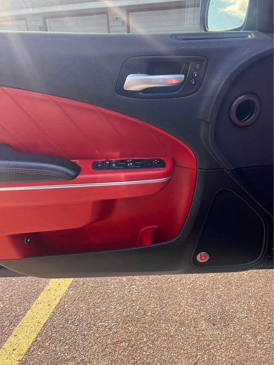 2017 Dodge Charger - Image 5 of 17
