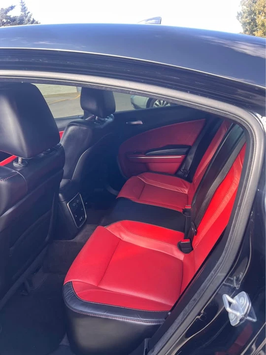 2017 Dodge Charger - Image 8 of 17