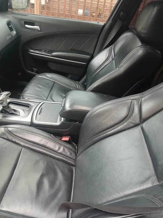 2017 Dodge Charger 7th Gen - Image 4 of 5