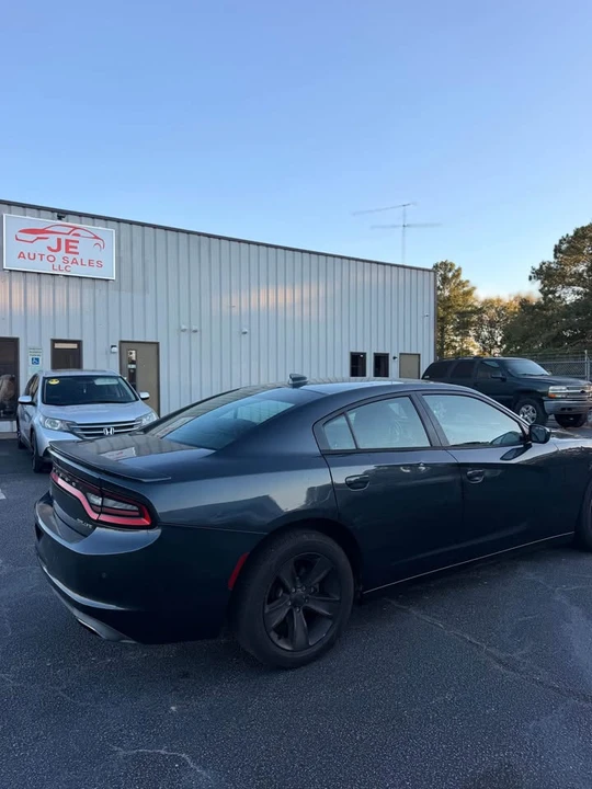 2017 Dodge Charger 7th Gen - Image 4 of 9