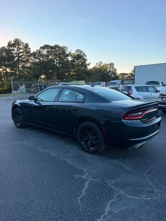 2017 Dodge Charger 7th Gen - Image 2 of 9
