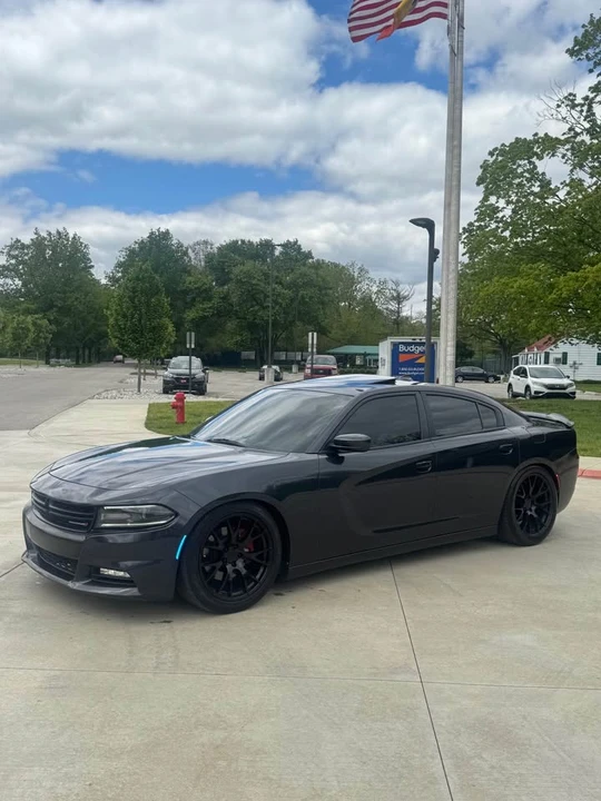 2017 Dodge Charger 7th Gen - Image 3 of 19