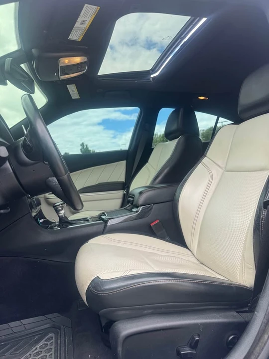 2017 Dodge Charger 7th Gen - Image 10 of 19