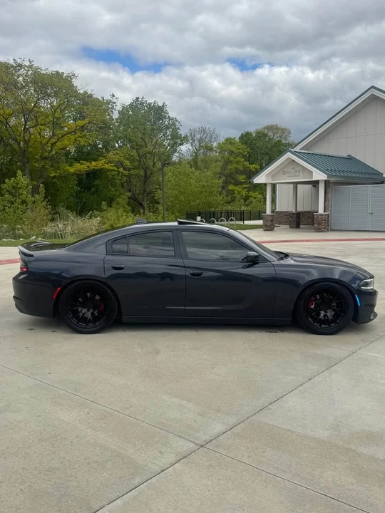 2017 Dodge Charger 7th Gen - Image 4 of 19