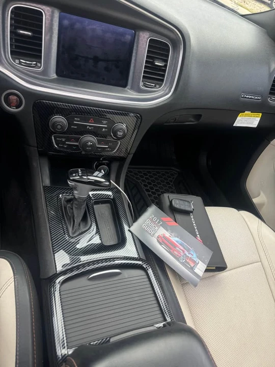 2017 Dodge Charger 7th Gen - Image 13 of 19