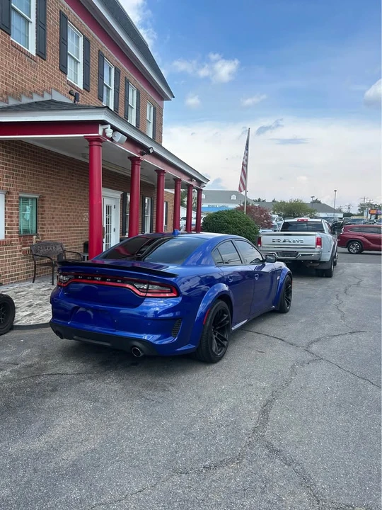 2017 Dodge Charger SRT & 392 7th Gen - Image 5 of 11