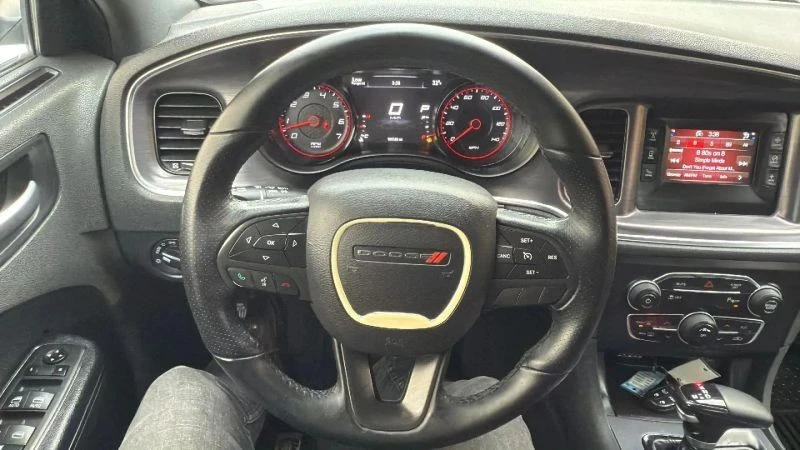 2017 Dodge Charger 7th Gen - Image 10 of 12