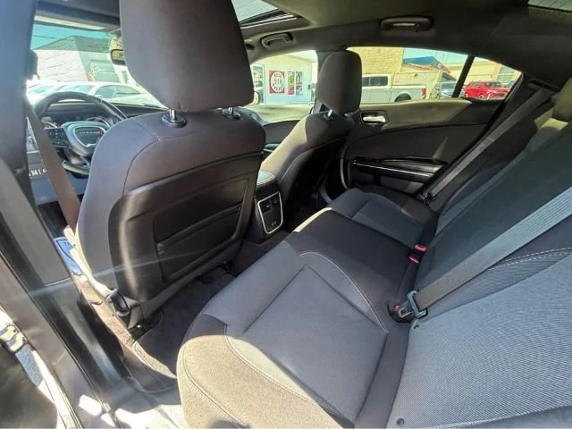2017 Dodge Charger 7th Gen - Image 17 of 19