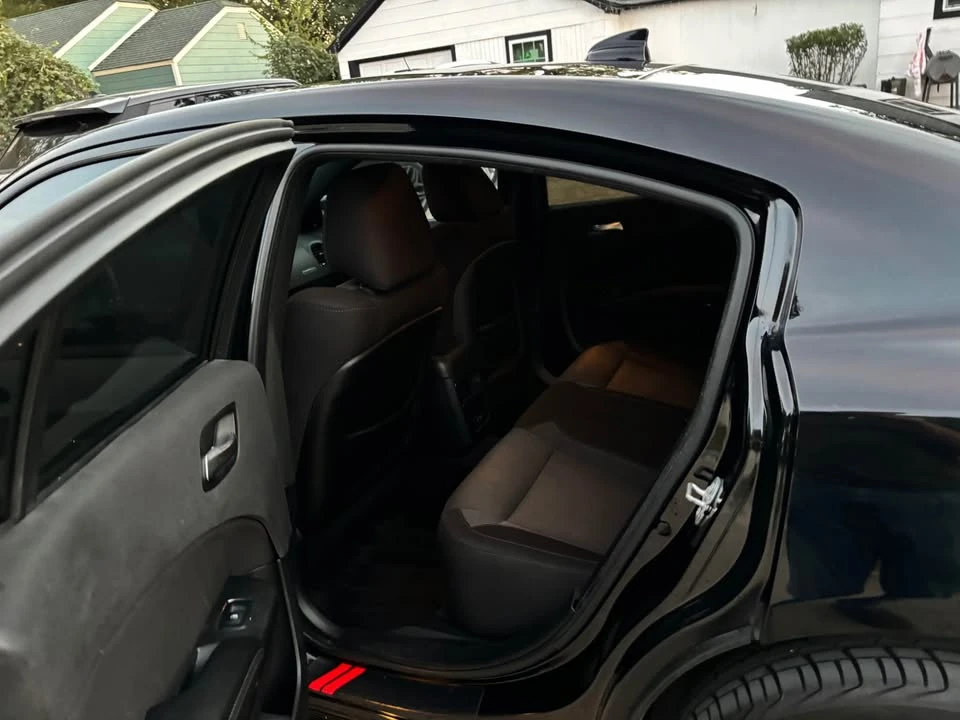 2017 Dodge Charger 7th Gen - Image 9 of 14