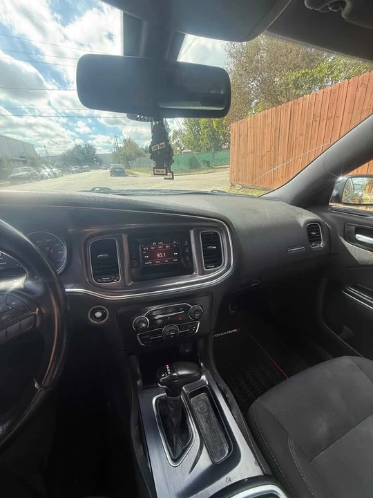 2017 Dodge Charger 7th Gen - Image 14 of 16
