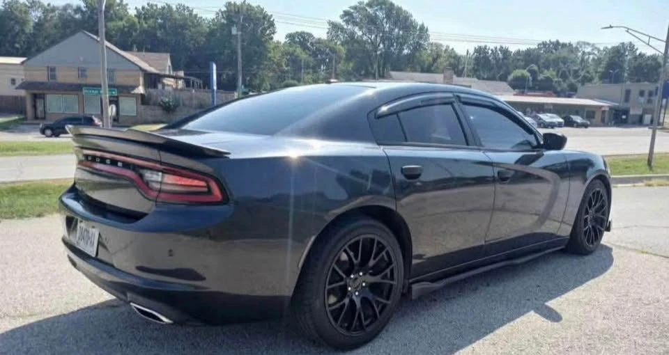 2017 Dodge Charger 7th Gen - Image 4 of 14