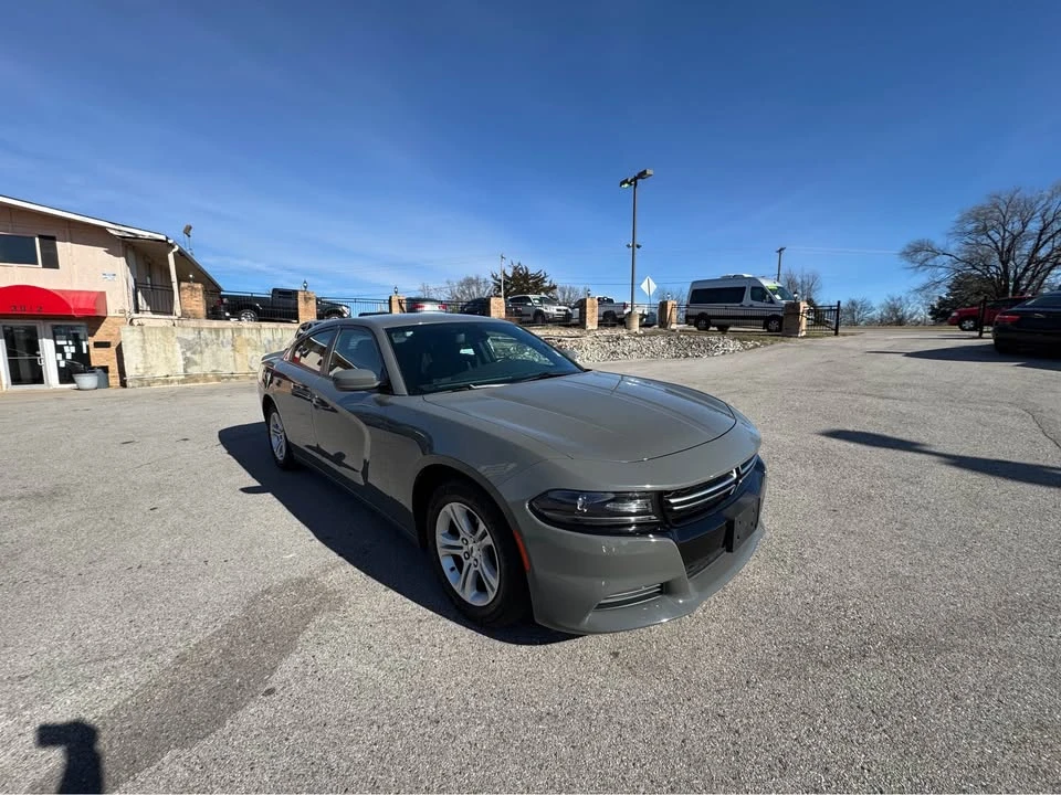 2017 Dodge Charger 7th Gen - Image 4 of 19