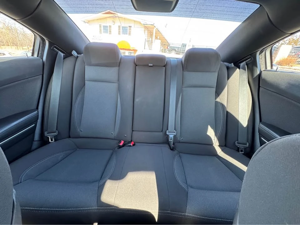 2017 Dodge Charger 7th Gen - Image 15 of 19