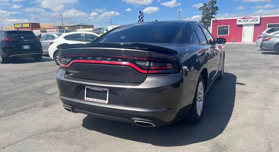 2017 Dodge Charger 7th Gen - Image 4 of 16
