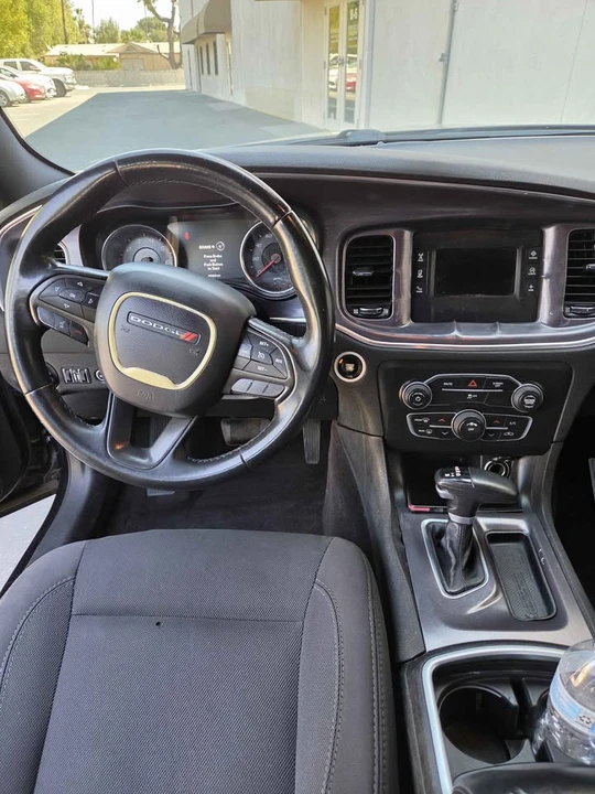 2017 Dodge Charger 7th Gen - Image 11 of 19