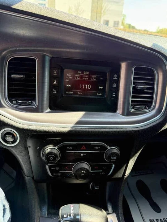 2017 Dodge Charger 7th Gen - Image 14 of 18