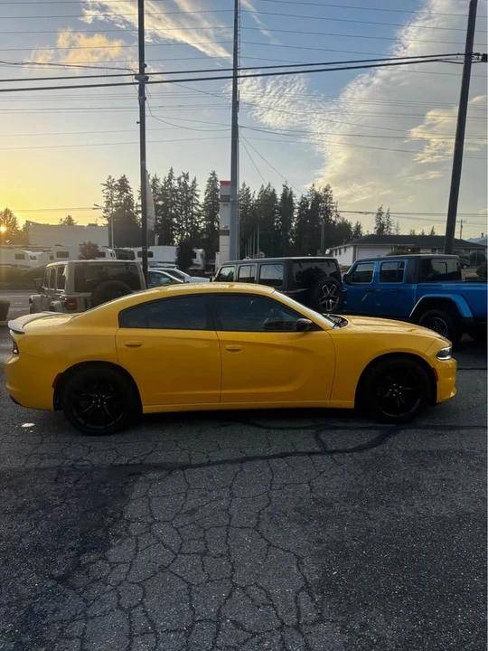 2017 Dodge Charger 7th Gen - Image 3 of 11