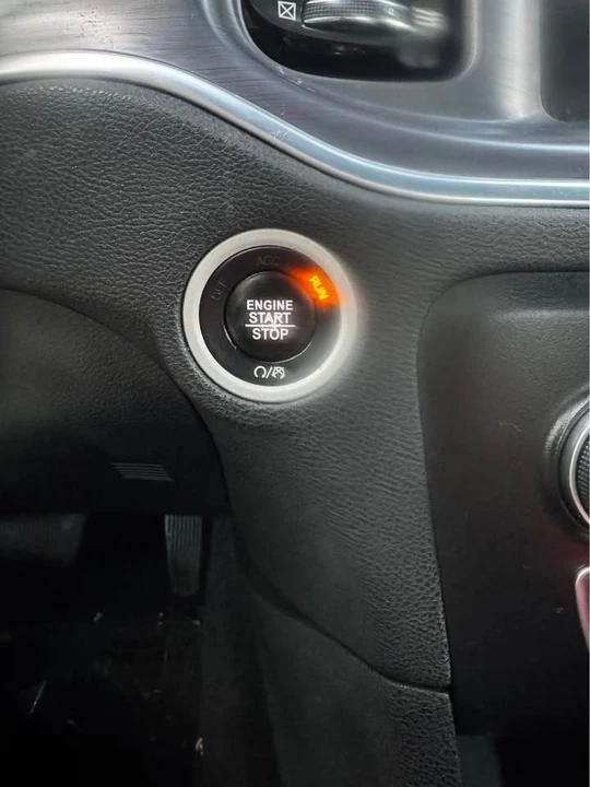 2017 Dodge Charger 7th Gen - Image 9 of 11