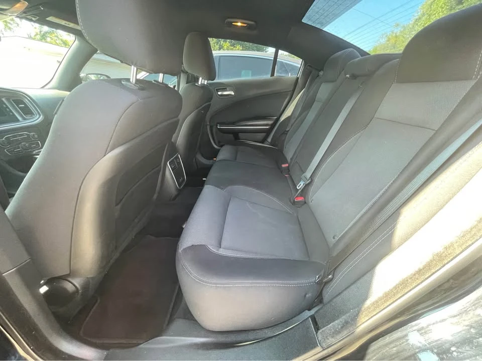 2017 Dodge Charger 7th Gen - Image 8 of 10