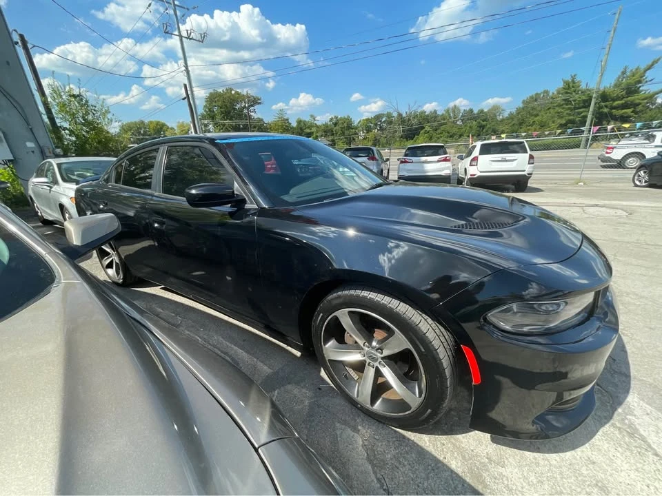 2017 Dodge Charger 7th Gen - Image 2 of 10