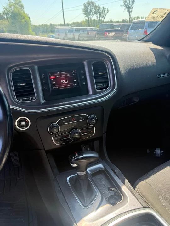 2017 Dodge Charger 7th Gen - Image 13 of 15