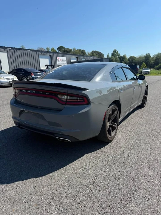 2017 Dodge Charger 7th Gen - Image 3 of 15