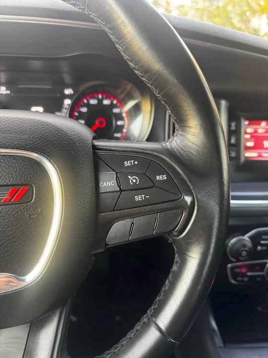 2017 Dodge Charger 7th Gen - Image 8 of 11