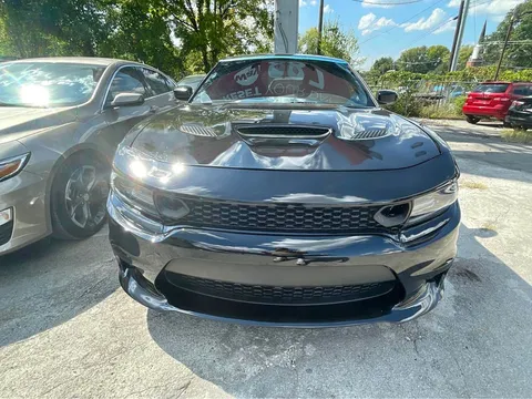 2017 Dodge Charger SE Sedan 4D