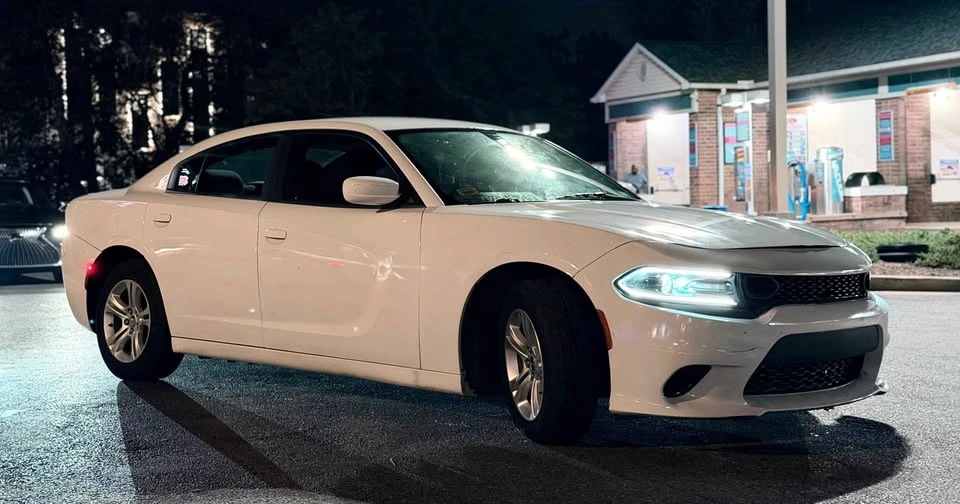 2017 Dodge Charger 7th Gen - Image 2 of 14