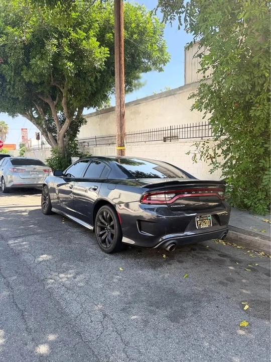 2017 Dodge Charger 7th Gen - Image 9 of 17