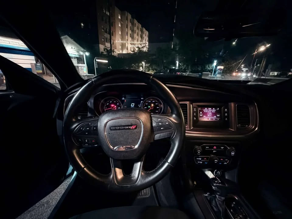 2017 Dodge Charger 7th Gen - Image 9 of 14