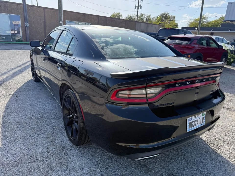2017 Dodge Charger 7th Gen - Image 6 of 10