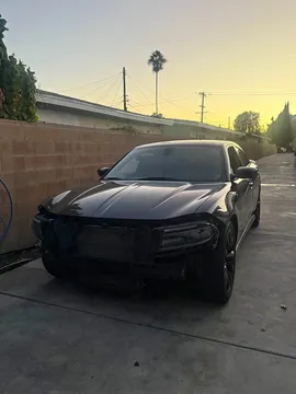 2017 Dodge Charger SE Sedan 4D