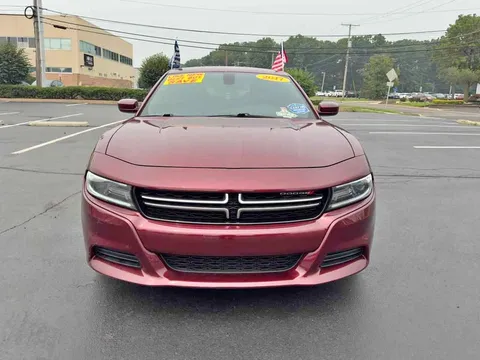 2017 Dodge Charger SE Sedan 4D