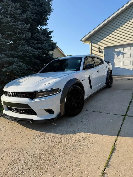 2017 Dodge Charger 7th Gen - Image 3 of 4