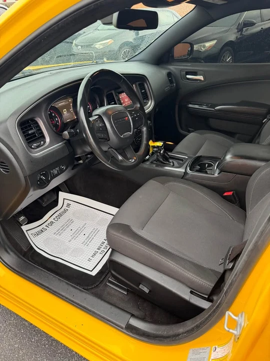 2017 Dodge Charger 7th Gen - Image 10 of 15