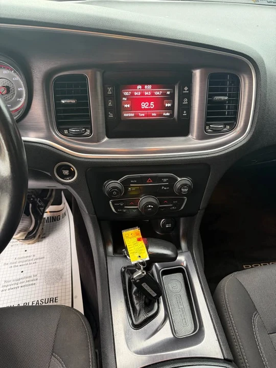 2017 Dodge Charger 7th Gen - Image 13 of 15