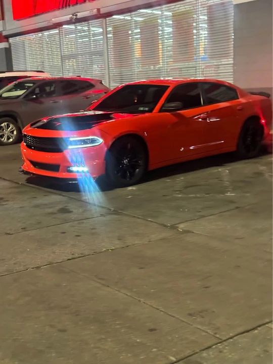 2017 Dodge Charger 7th Gen - Image 3 of 10