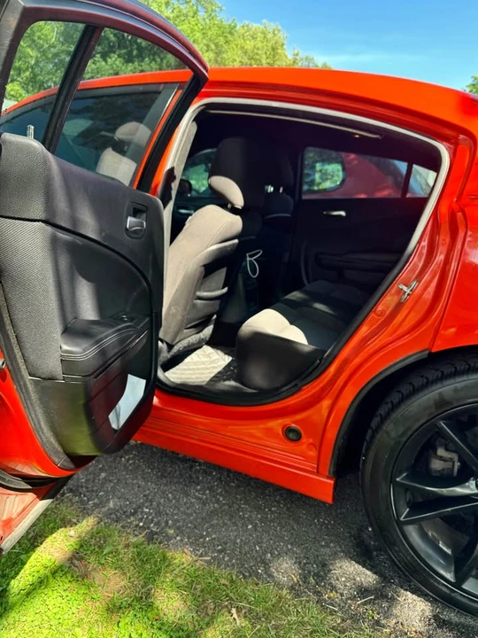 2017 Dodge Charger 7th Gen - Image 8 of 10