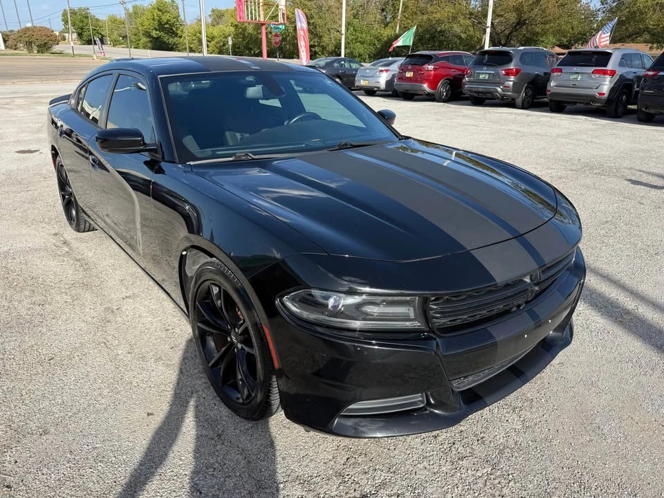 2017 Dodge Charger 7th Gen - Image 4 of 10