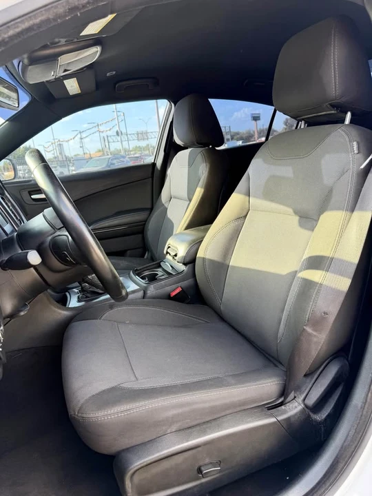 2017 Dodge Charger 7th Gen - Image 4 of 6
