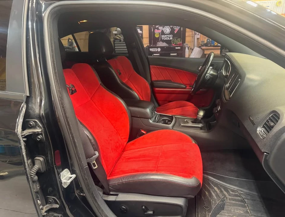 2017 Dodge Charger SRT & 392 7th Gen - Image 2 of 9