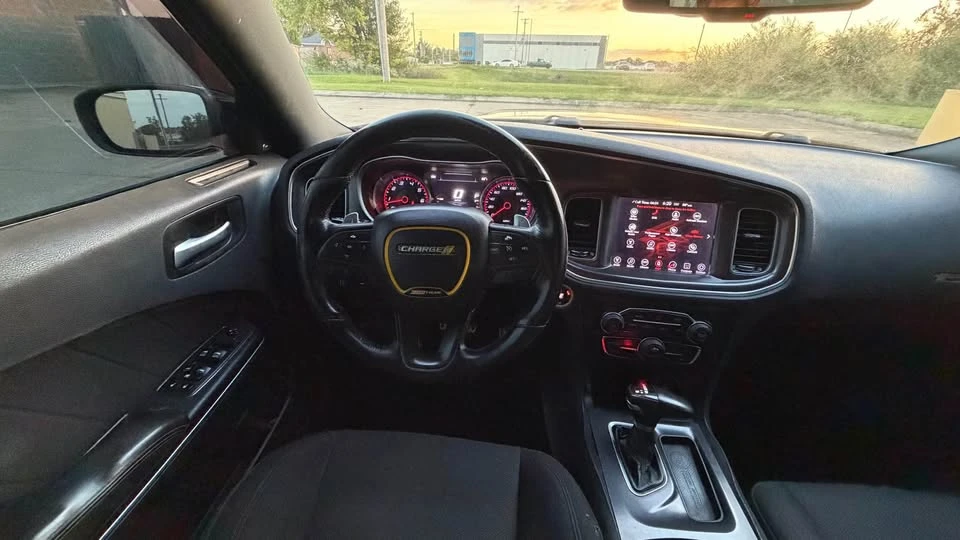 2017 Dodge Charger SRT & 392 7th Gen - Image 14 of 20