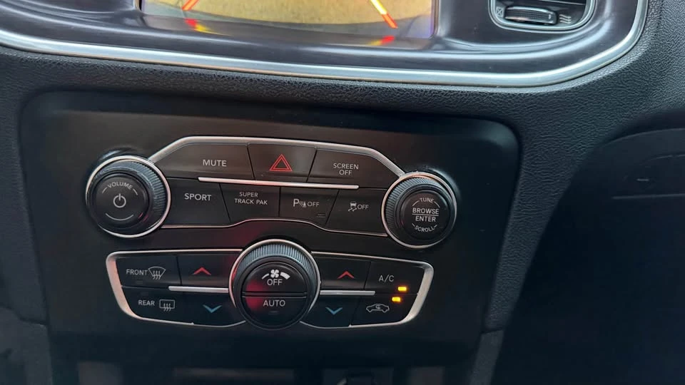 2017 Dodge Charger SRT & 392 7th Gen - Image 18 of 20