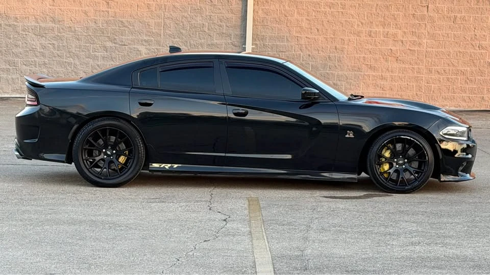 2017 Dodge Charger SRT & 392 7th Gen - Image 8 of 20