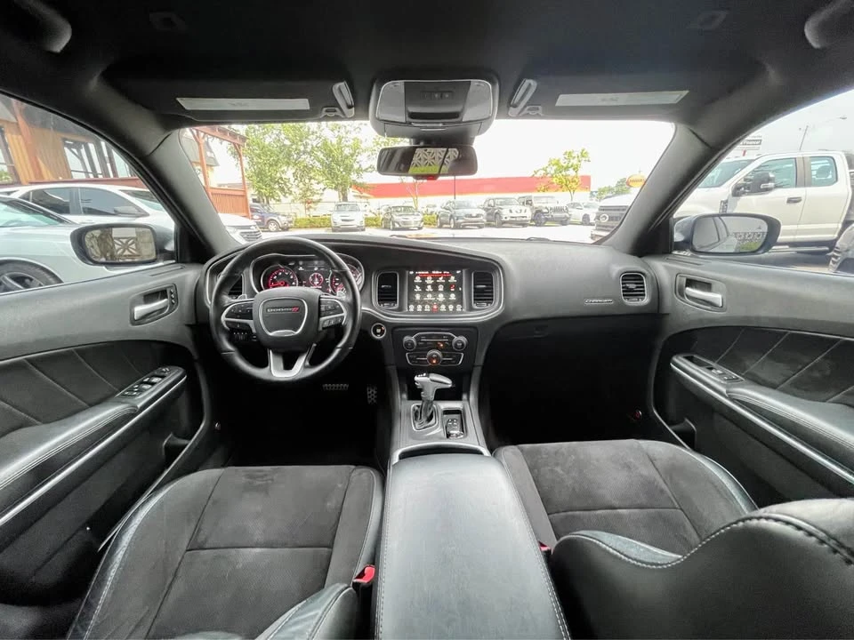 2017 Dodge Charger SRT & 392 7th Gen - Image 17 of 20
